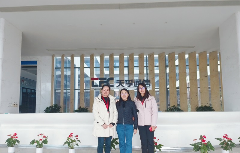 QYyzMqvikrSKjdwR6ONFs7Gu8ZsSOnFXaCxVxpMm